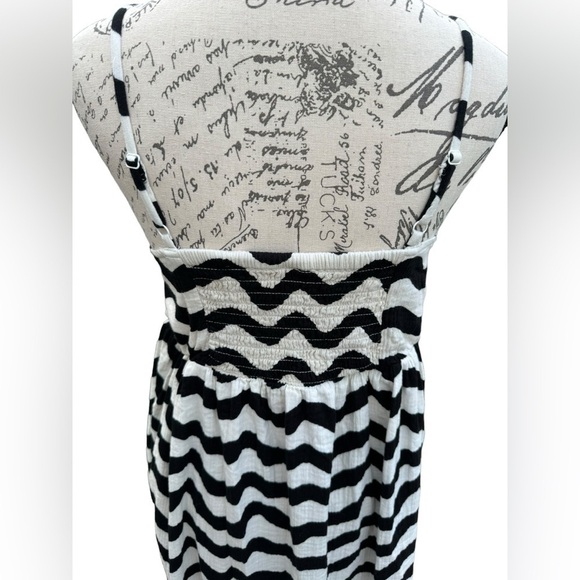 Hanna Andersson Womens Squiggly Print Muslin Dress Size Small Black and White - Picture 5 of 9
